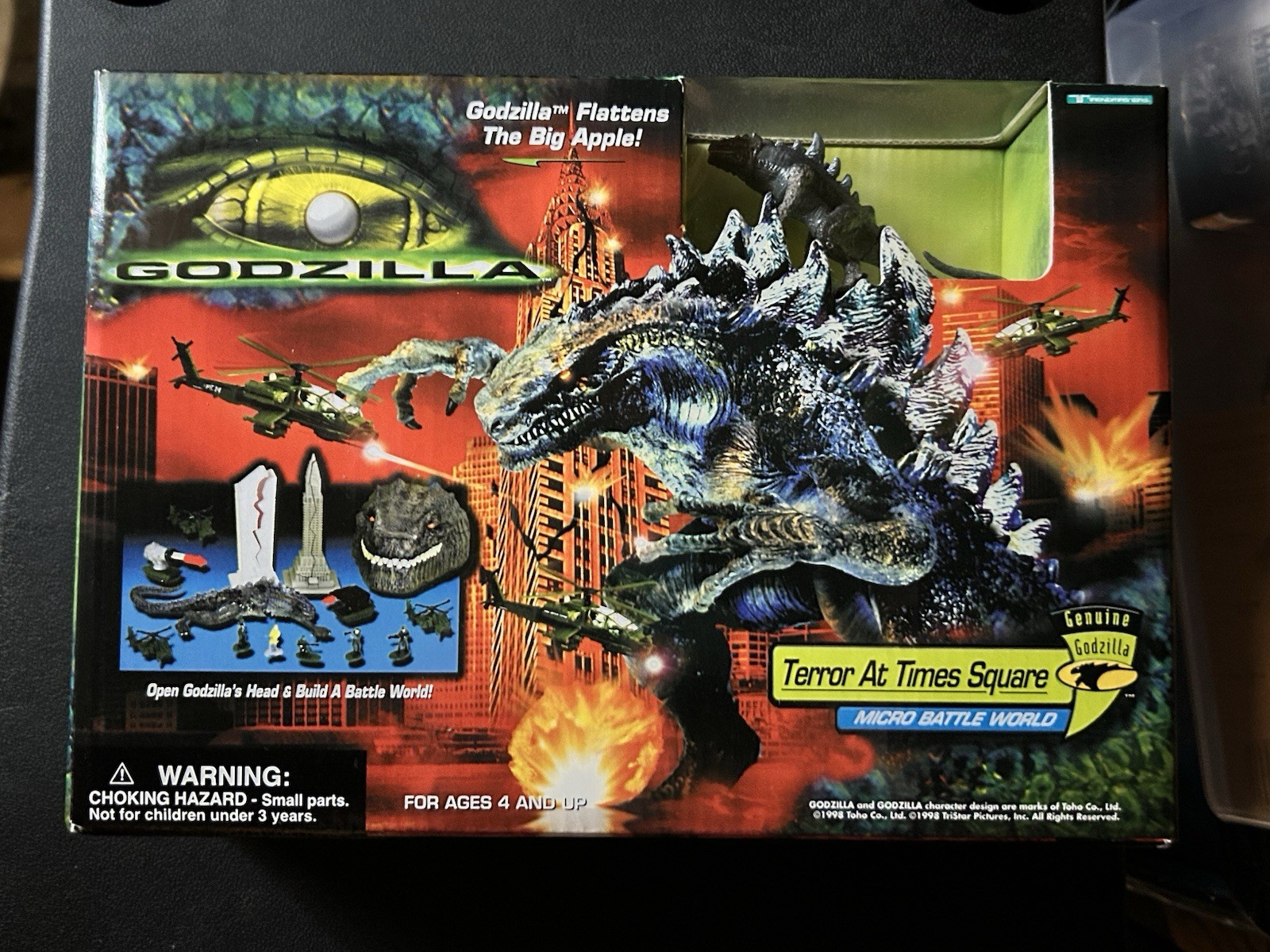 Trendmasters Godzilla Micro Battle World Terror At Times Square 1998 | eBay