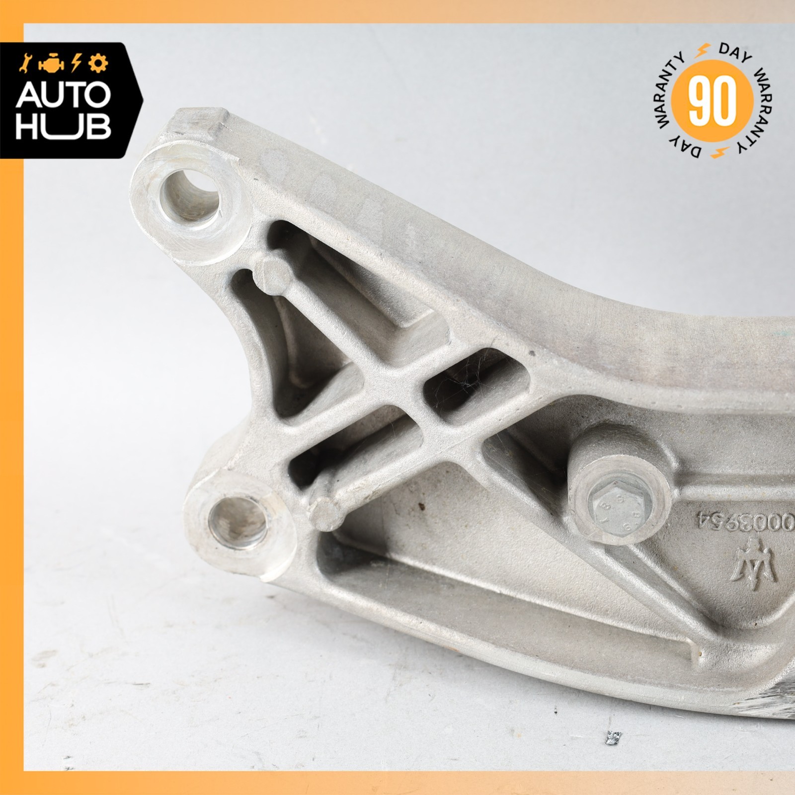 14-20 Maserati Quattroporte GTS M156 3.8L Transmission Gearbox Mount Bracket OEM