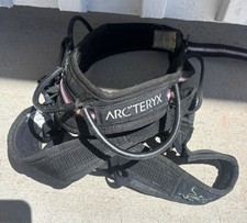 Arc&rsquo;Teryx vintage climbing harness rock rockclimbing rock-climbing dark gray