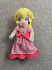 Super Mario Princess Peach Plush Doll 10" Nintendo 2022 Stuffed Toy Collectible