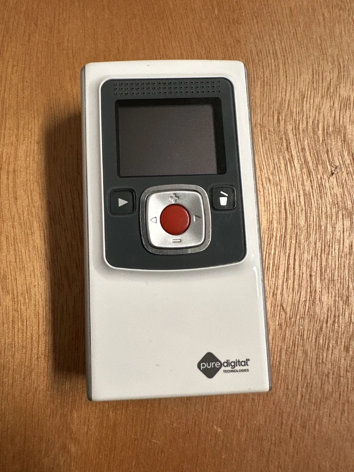 Pure Digital Flip Video Camera - Camcorder - Image 4 of 4