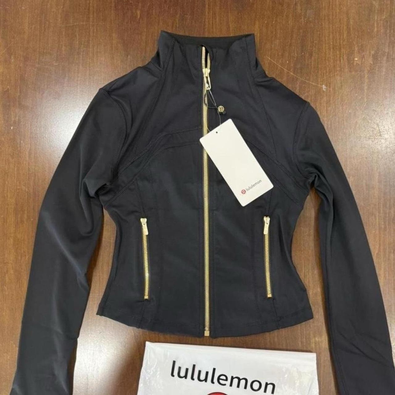 Lululemon Basic Jacket Black Cropped Size 4 Full … - image 1