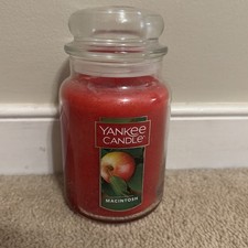 Yankee Candle Macintosh Scented, Classic 22oz Large Jar Single Wick Candle