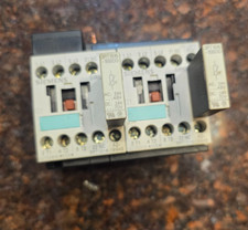 2  SIEMENS 3RT1016-1BB42 Contactor w/ 2, 3RT1916-1CB00 Relay and Buss Bars