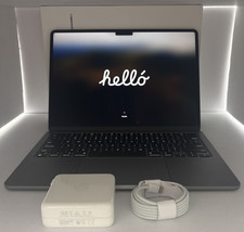 Apple MacBook Air 13.6" 2022 Apple M2 chip 8GB 256GB Silver MLXW3LL/A