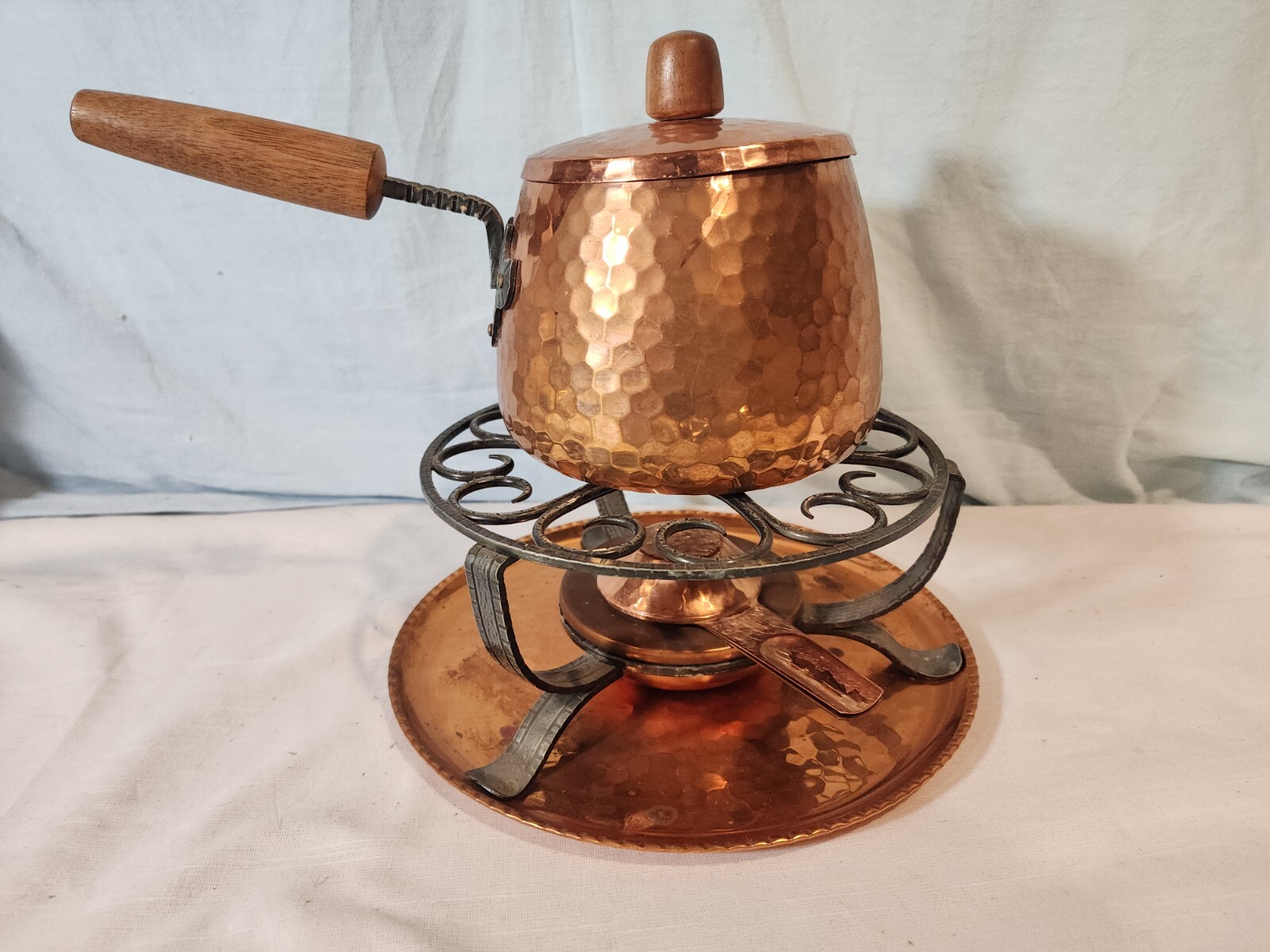 SIGG Switzerland Hammered Copper Fondue Pot w/Iron Stand, Tray, Burner, NICE!