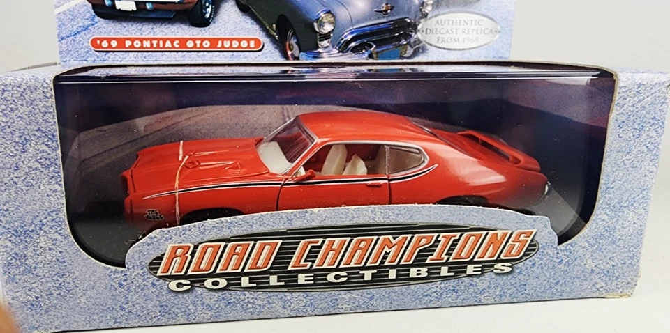 Road Champions 1999 escala 1:43 diecast * '69 Pontiac GTO * con soporte de estuche en caja Foto 2 de 4