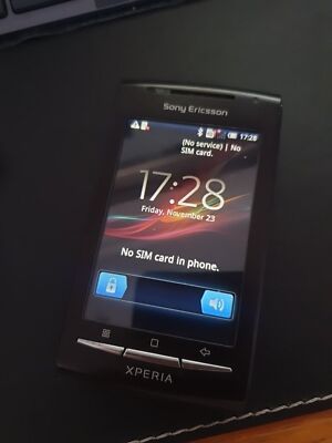 Sony Ericsson Xperia X8 E15i Retro Android Smartphone (Orange)
