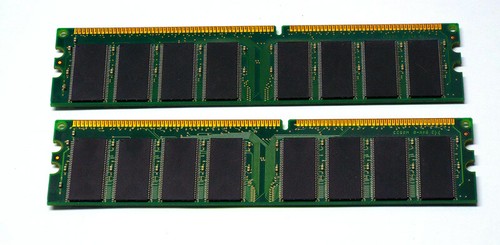KINGSTON VALUE RAM 1GB KIT (2 X 512K ) - Picture 3 of 4