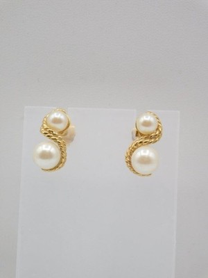 B124-VINTAGE PIERCED EARRINGS~GOLD TONE/FAUX PEARLS~CLASSIC~3/8'' WIDE