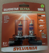 Sylvania 9006 Silverstar Ultra Night Vision Halogen Headlight Bulbs Box Damage Sylvania 9006 Silverstar Ultra Night Vision Halogen Headlight Bulbs Box Damage