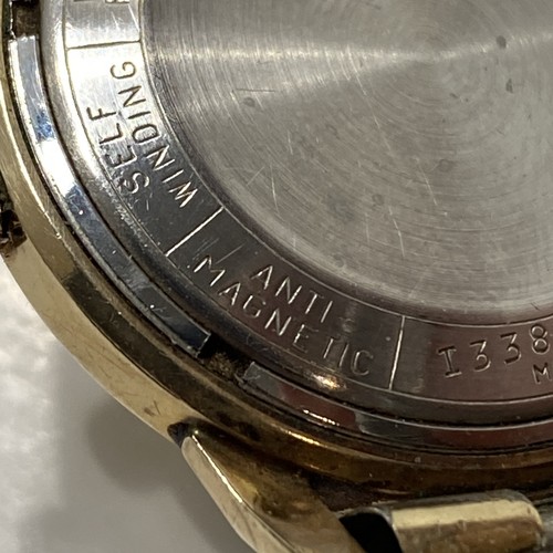 VINTAGE BULOVA UOMO 10K LAMINATO ORO LUNETTA PLACCATO QUADRANTE TESTURIZZATO CARICA AUTOMATICA E FUNZIONANTE! - Foto 8 di 12
