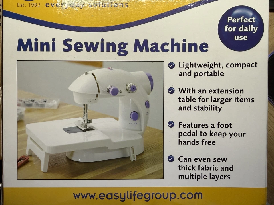Easylife EL5450 Mini Portable Sewing Machine with Extension Table - BNIB - Image 2 of 4