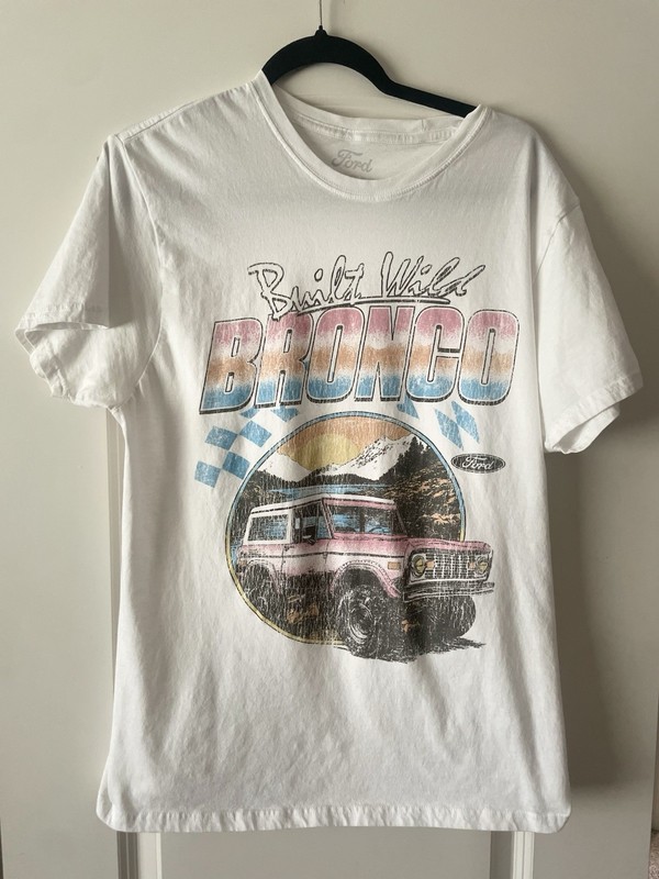 Ford Bronco T-Shirt Size Large