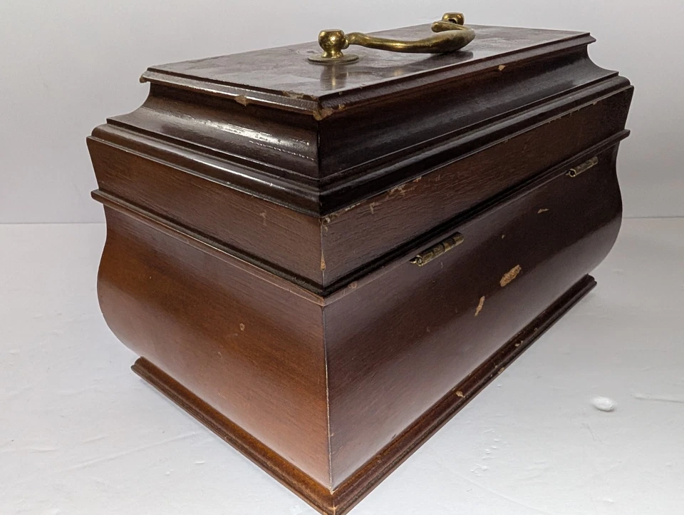 Vintage Tea Caddy Box By Henkel-Harris Virginia Galleries Hardwood No Key - Image 4 of 4