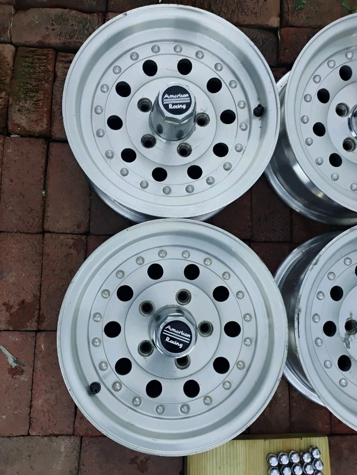 RUEDAS MAG DE ALEACIÓN DE ALUMINIO AMERICAN RACING OUTLAW II 14"X6" 5 X 4 3/4 Bolt Patt. Foto 4 de 4