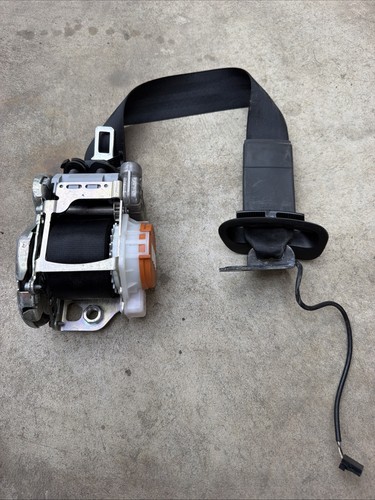 Audi R8 2017-2023 Left Seat belt retractor Photo - $250