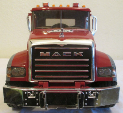Bruder Red Plastic 1:16 Mack Granite Semi Truck Trailer Toy 2007 Germany NOTE