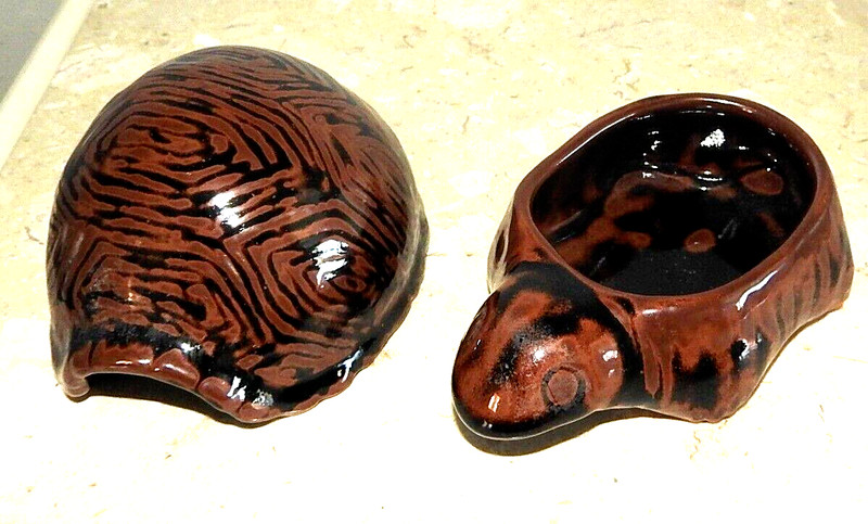 Vintage Takahashi Art Pottery Turtle Covered Dish Japan San Fransisco RARE Style