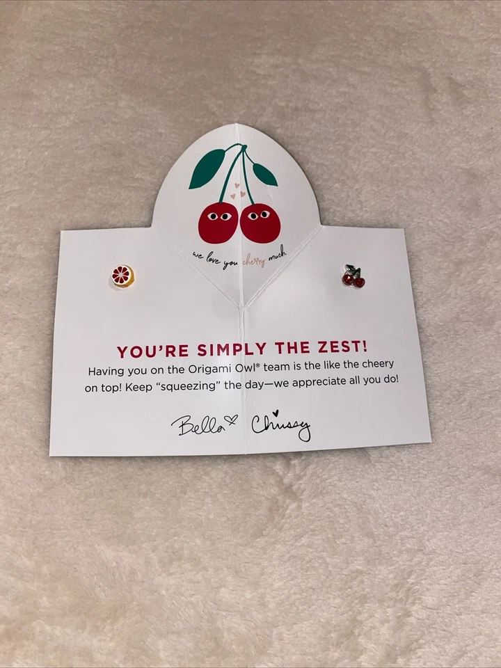 Berloque flutuante de coruja origami clube de colecionador cerejas e fatia de laranja novo - Imagem 2 de 4