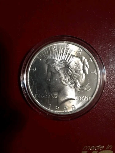 1923 P Peace Silver Dollar Uncirculated 90% Silver $1 Coin White & Luster Pretty