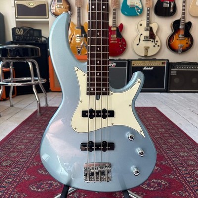 Aria Pro II RSB-1000 Bassgitarre - Metallic Ice - gebraucht