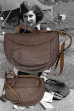 WWII US ARMY WAC TOBACCO SHADE RED BROWN LEATHER UTILITY HAND BAG & STRAP 002