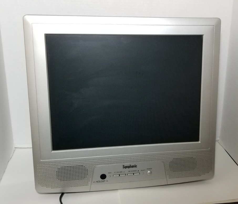 Symphonic 15" Flat Panel TV LCD/Retro Gaming Ports, WF15L5 P