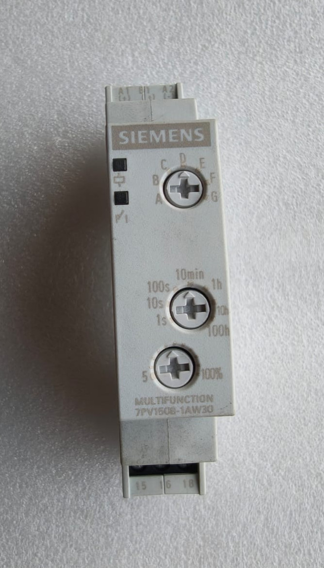 Siemens 7PV1508-1AW30 Time Relay