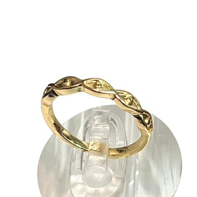 Gold-Tone Patterned Band Ring   US Size 6