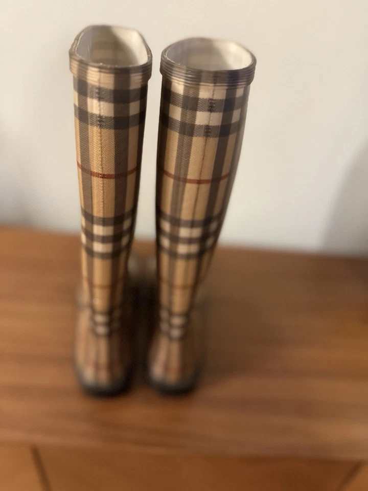 BOTAS DE LLUVIA BURBERRY MUJER TALLA 40 - EXCELENTE ESTADO Foto 3 de 4