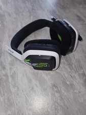 Astro A20 Gen 2 White / Green Wireless Xbox One Headset w/ Sensor