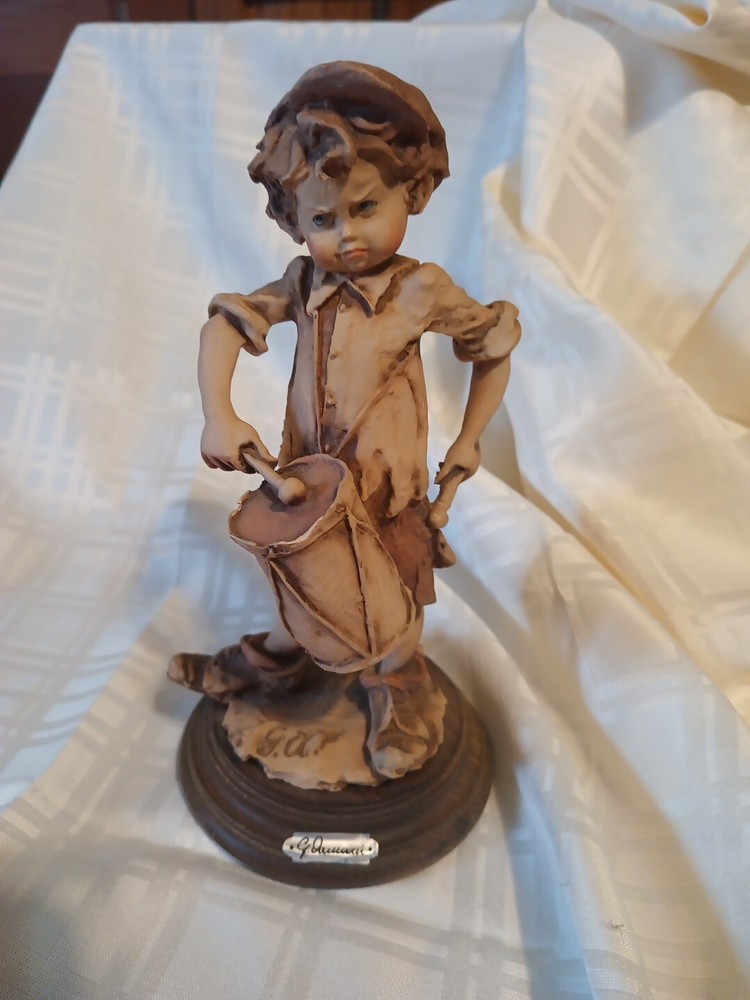 Vintage Giuseppe Armani  Drummer Boy Figurine 8