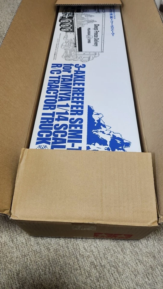 TAMIYA 1/14 Electric RC Big Truck No.19 3-Axis Reefer / Semi-Trailer 56319 - Image 4 of 4