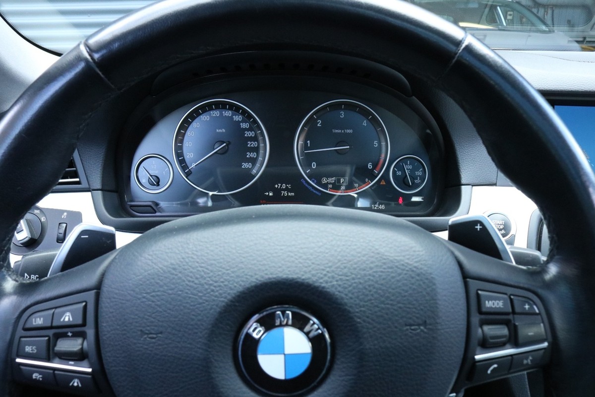 BMW 530d 3,0 Touring Luxury Line xDrive aut
