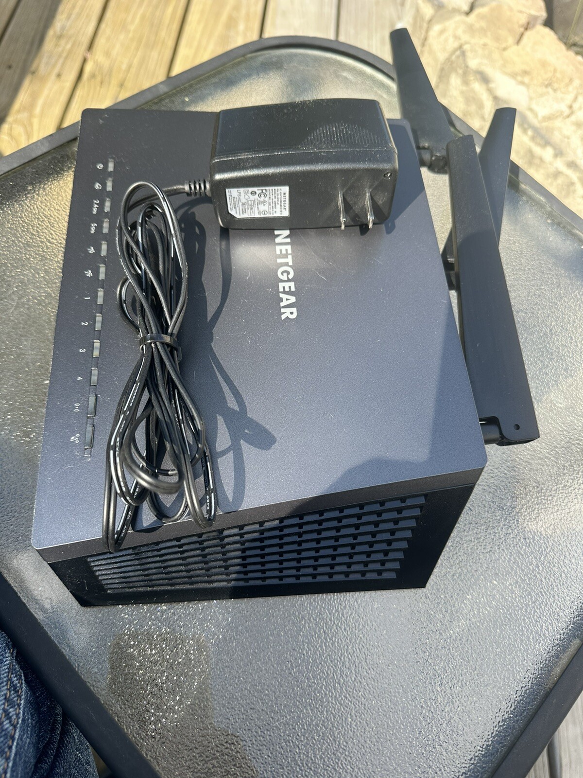 NETGEAR Nighthawk R7000p - AC2300 Smart Gaming WiFi Router