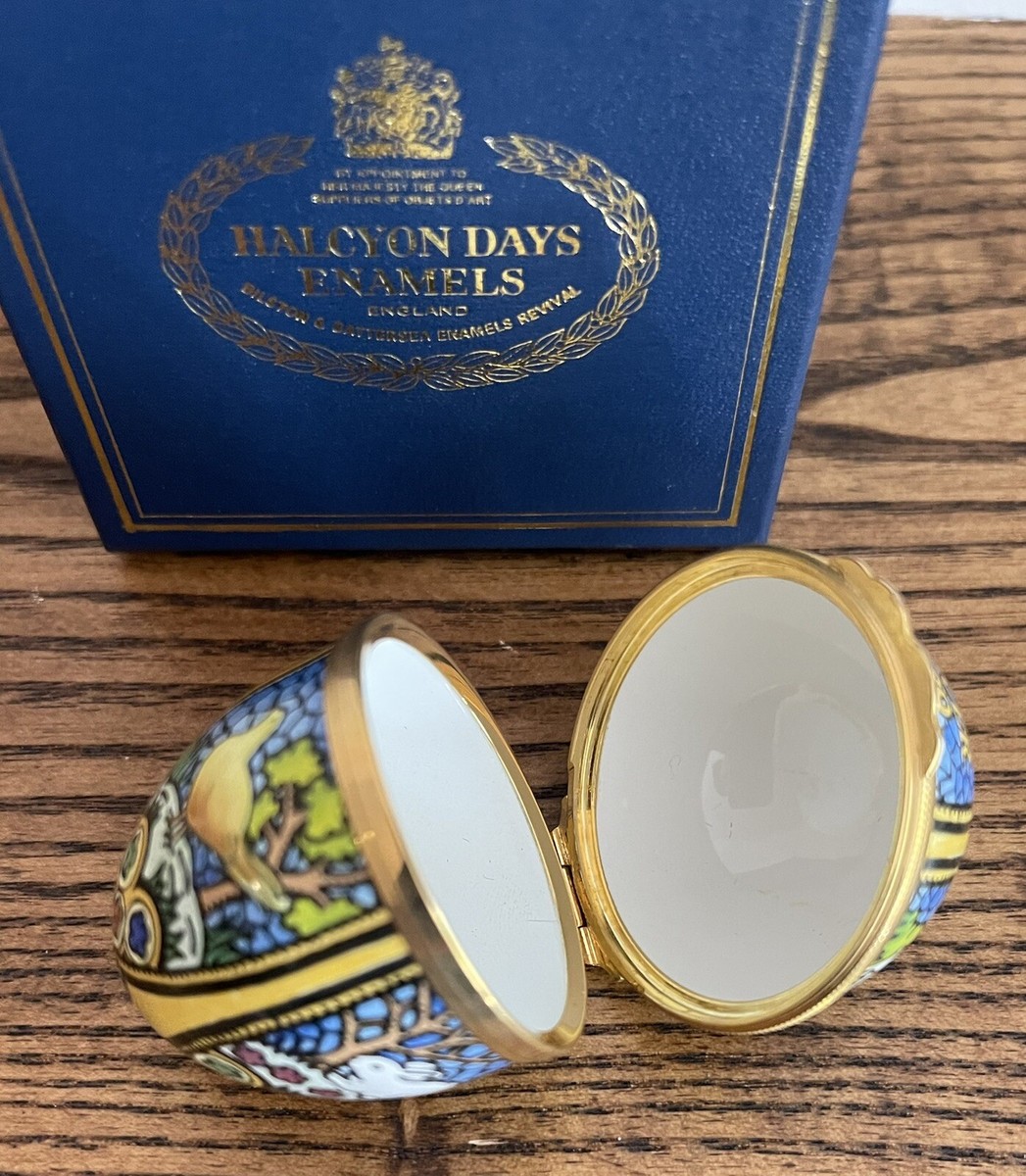 【お値引中】HALCYON DAYS ENAMELS 1980年クリスマス柄 お値引中】HALCYON DAYS ENAMELS 1980年クリスマス柄