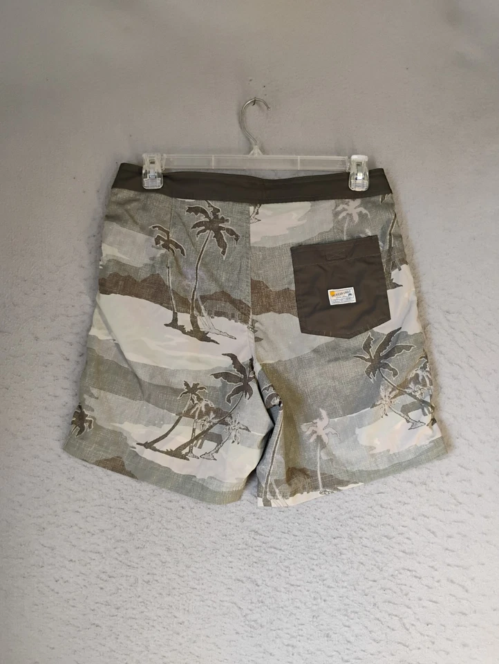 Bermuda de natação masculina American Eagle verde média bolsos palmeiras - Imagem 3 de 4