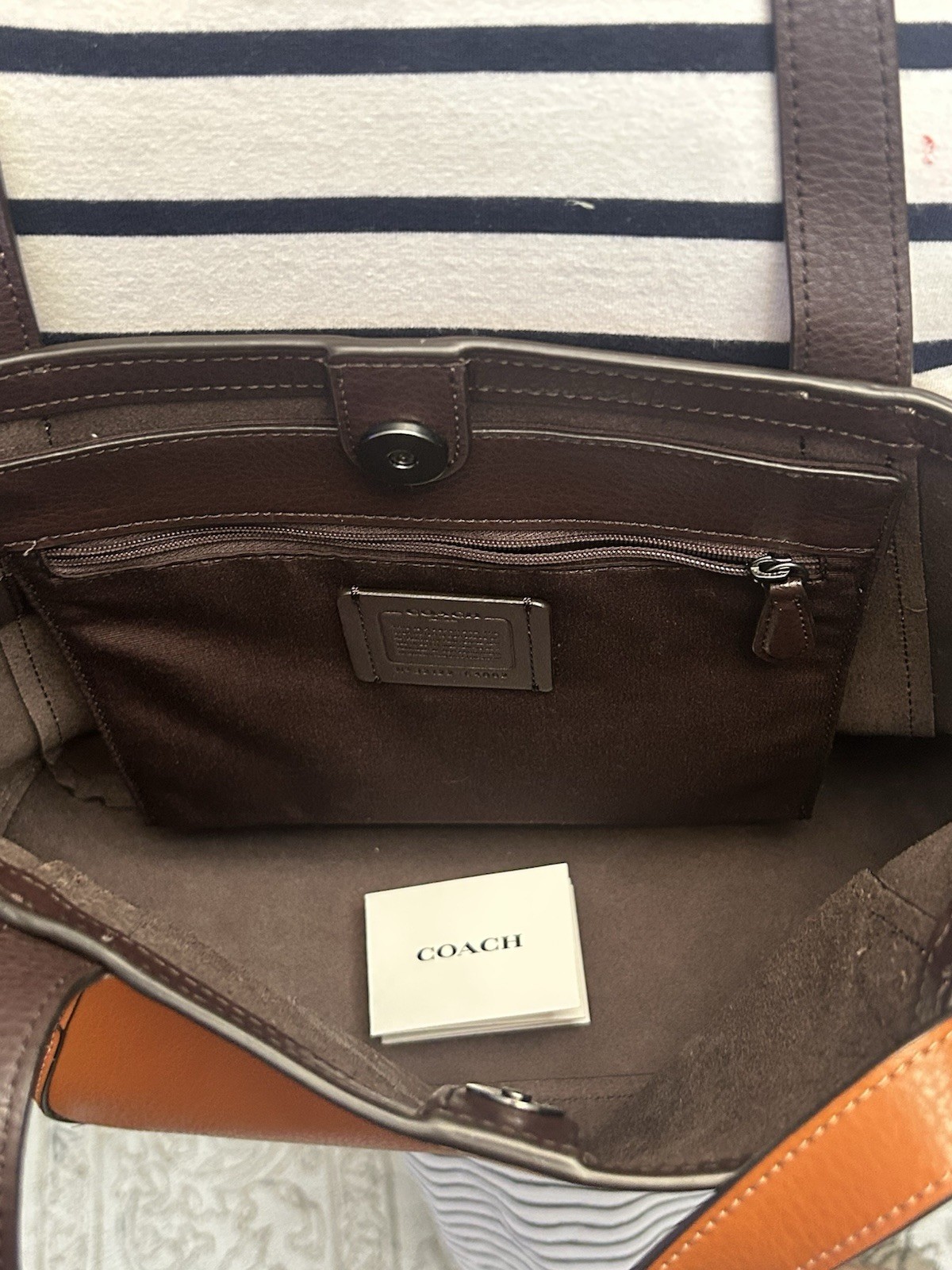 Coach Tote 27 Horse & Carriage C4062 Tan/orange Pebble Leather Bag 105250 image 8