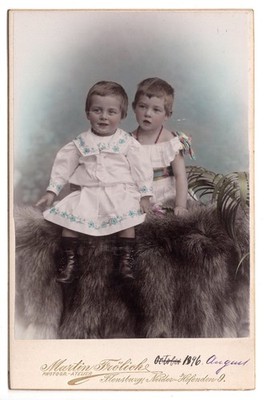 Kabinettfoto Kinder Porträt 1896   Martin Frölich Flensburg, handkoloriert (3)