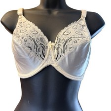 Vintage BALI Bra 34D Satin Nylon Chantilly Lace 3402 Second Skin Underwire Silky