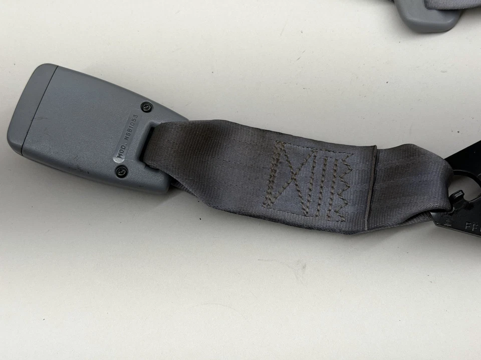 04-08 ACURA TSX - КОМПЛЕКТ ЗАДНИХ РЕМНЕЙ БЕЗОПАСНОСТИ - ЛЕВЫЙ И ПРАВЫЙ РЕМНИ БЕЗОПАСНОСТИ СЕРЫЙ - OEM - Изображение 4 из 4