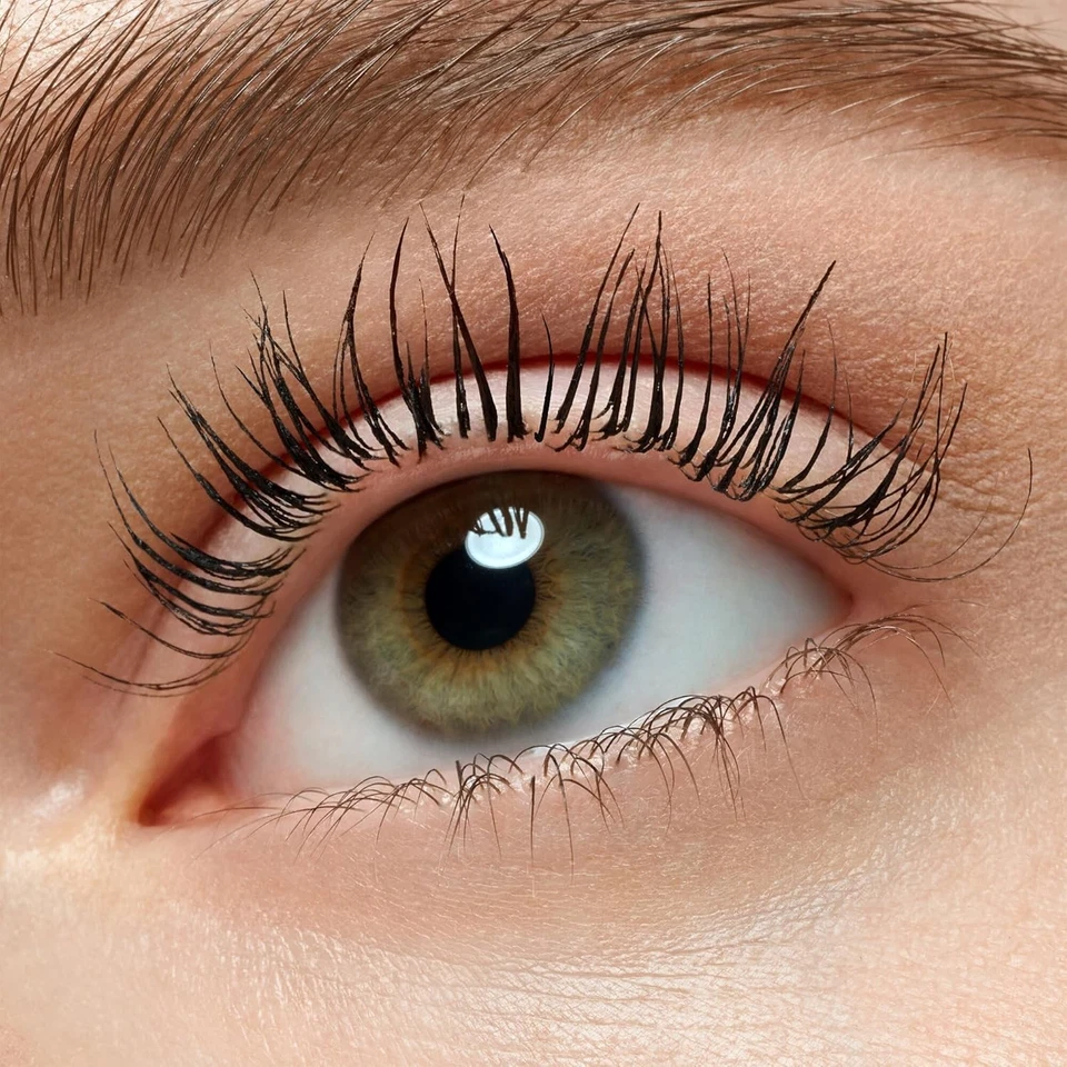 Essential | Máscara de pestañas sin límites tubo alargamiento extremo y volumen | Foto 4 de 4