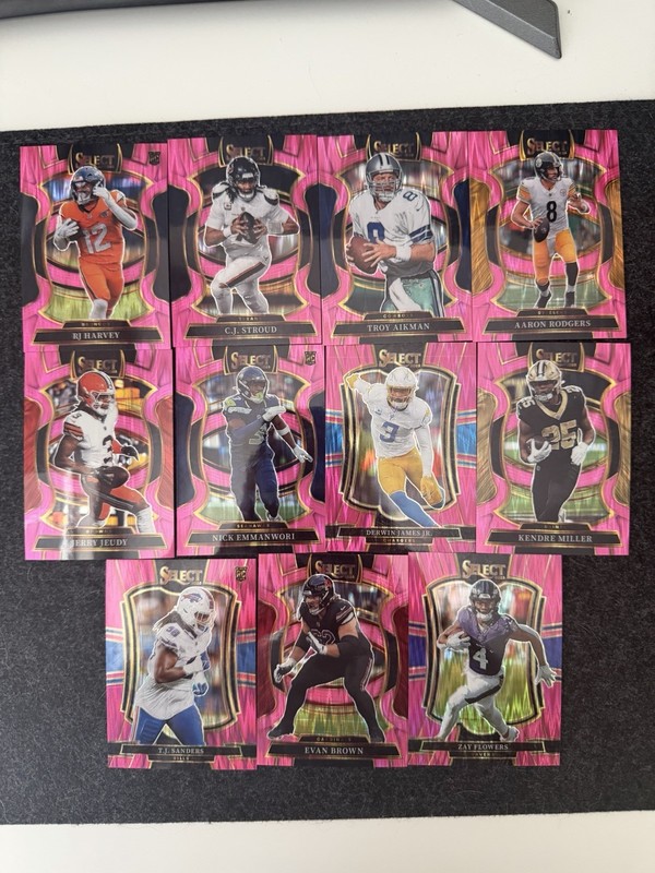 2025 Panini Select NFL Pink Shock 11 card lot 