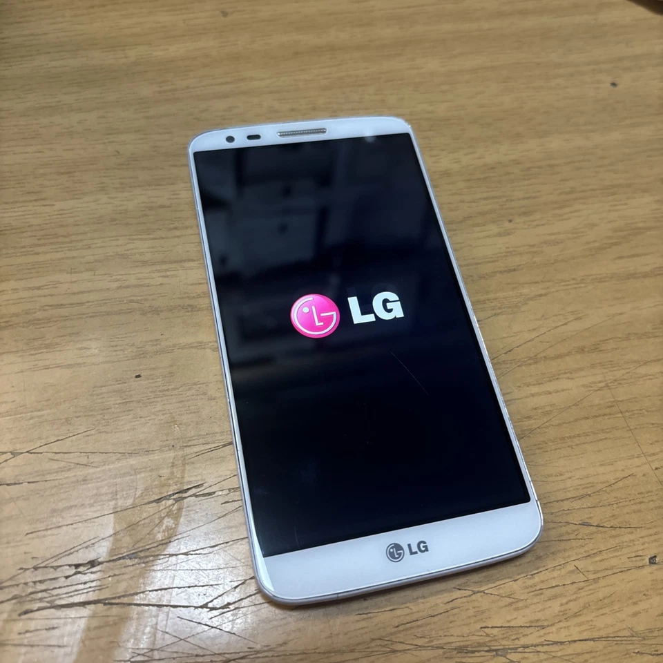 LG G2 D802 16GB weiß  guter Zustand Simlockfrei ohne Ladekabel - Bild 1 von 4