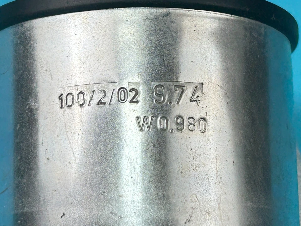 Velocímetro Volvo 240 260 GT 130 MPH con fecha 9/74 parte # 1234621 genuino nuevo en stock # 5 Foto 4 de 4