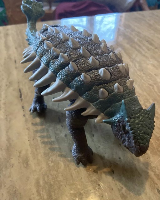 jurassic world roarivores ankylosaurus