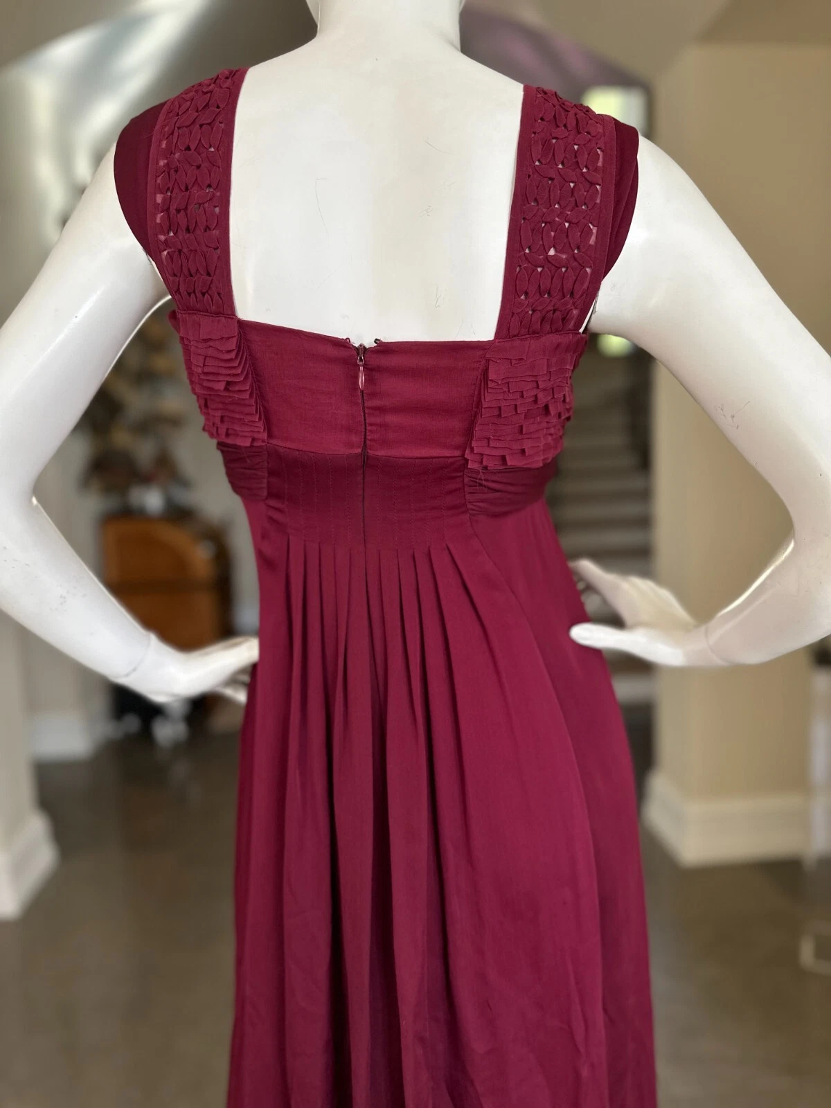 Abito da sera Valentino vintage anni 80 in seta rossa con corpetto plissettato