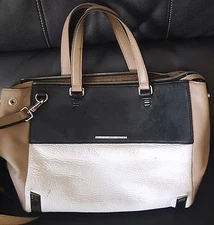 Marc by Marc Jacobs AUTHENTIC Sheltered Island Camera Bag Excellent Condition