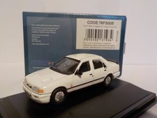 Model Car, Ford Sierra Sapphire -  White  1/76 New Oxford 76FS005